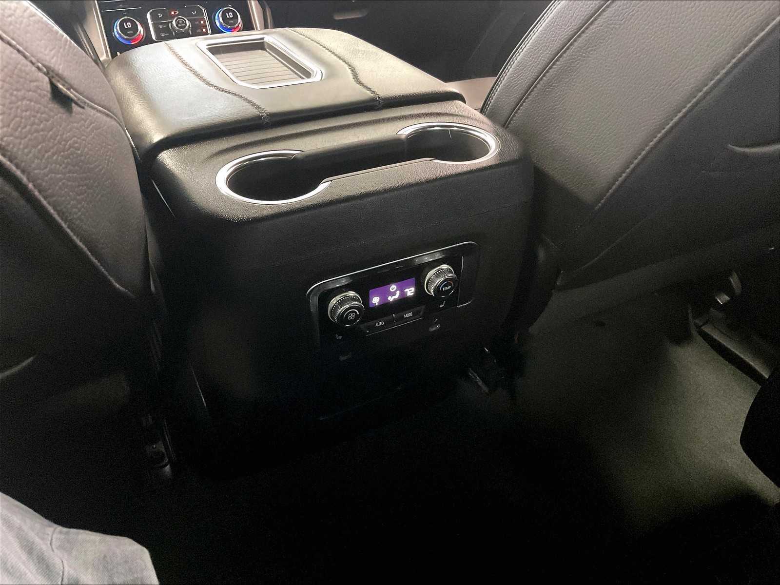 2022 Gmc Yukon Denali photo 29