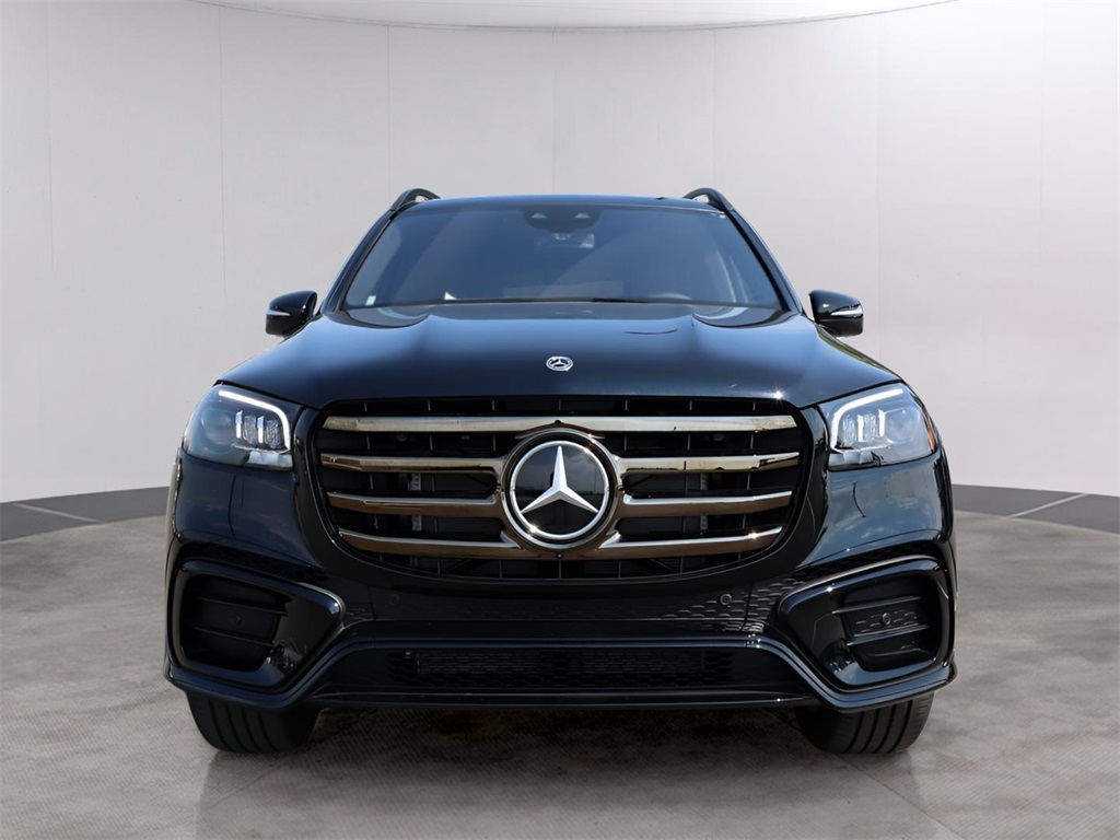 2026 Mercedes Benz GLS 580 4MATIC photo 2