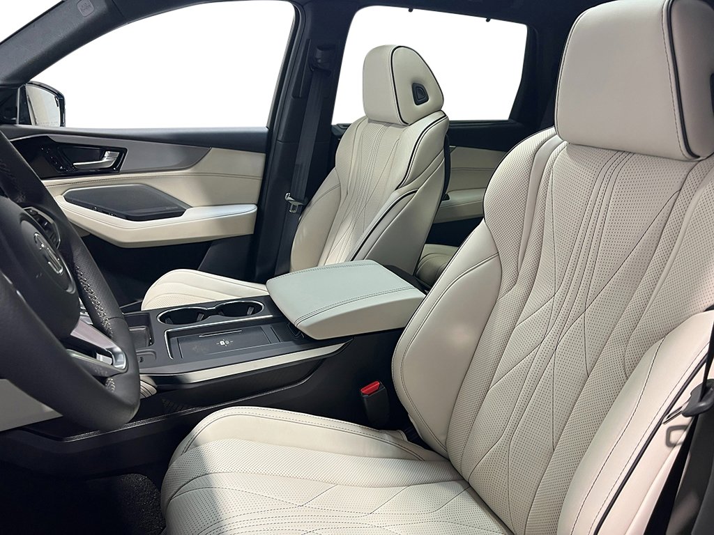 2026 Acura MDX SH-AWD A-Spec Advance photo 15
