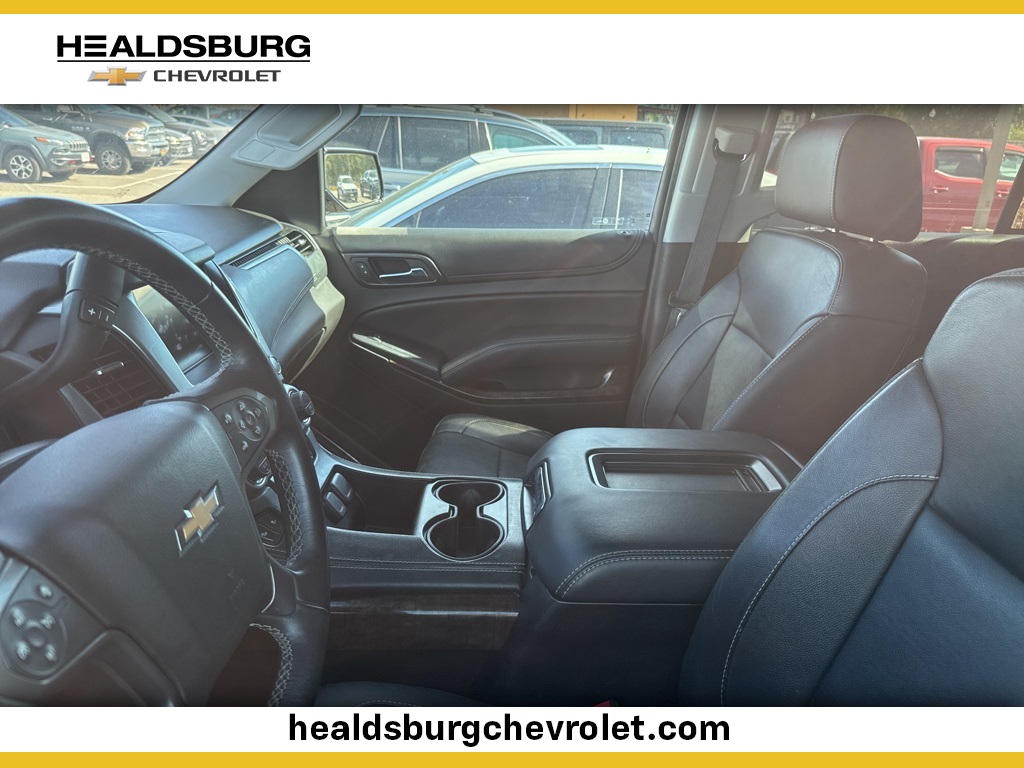 2018 Chevrolet Tahoe LT photo 2