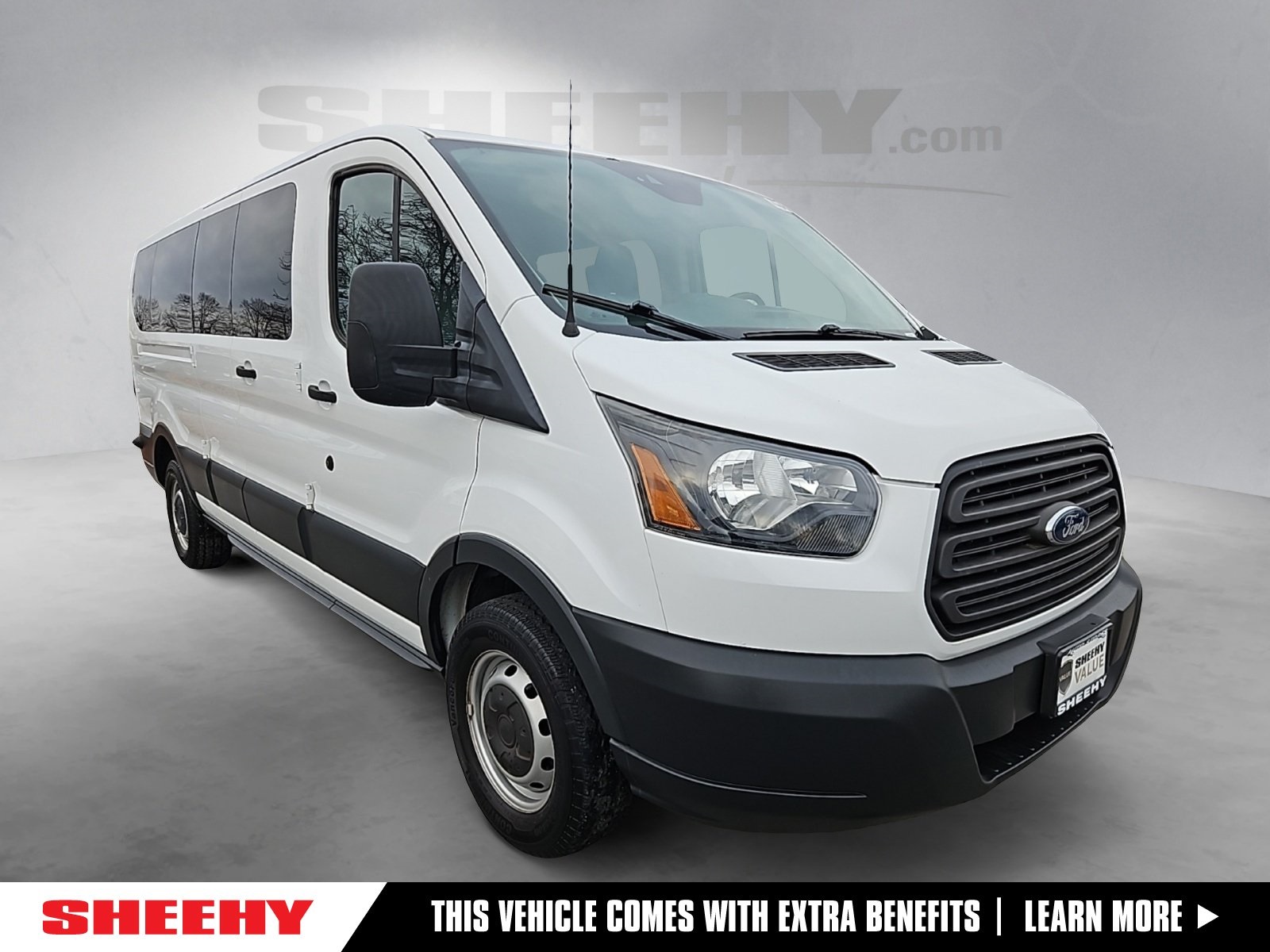 2016 Ford Transit XL's photo