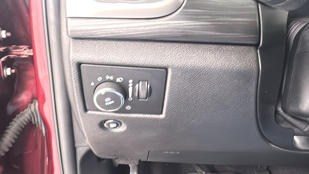 2019 Jeep Grand Cherokee Altitude photo 31