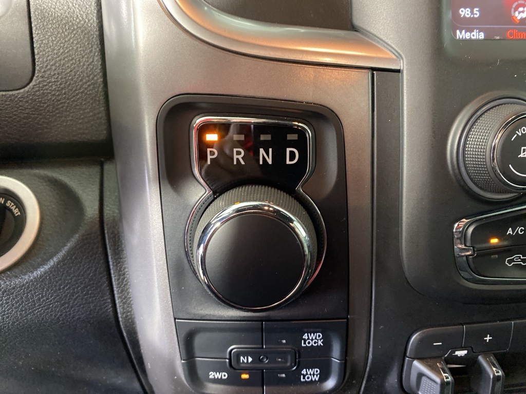 2021 Ram 1500 Classic Warlock photo 16