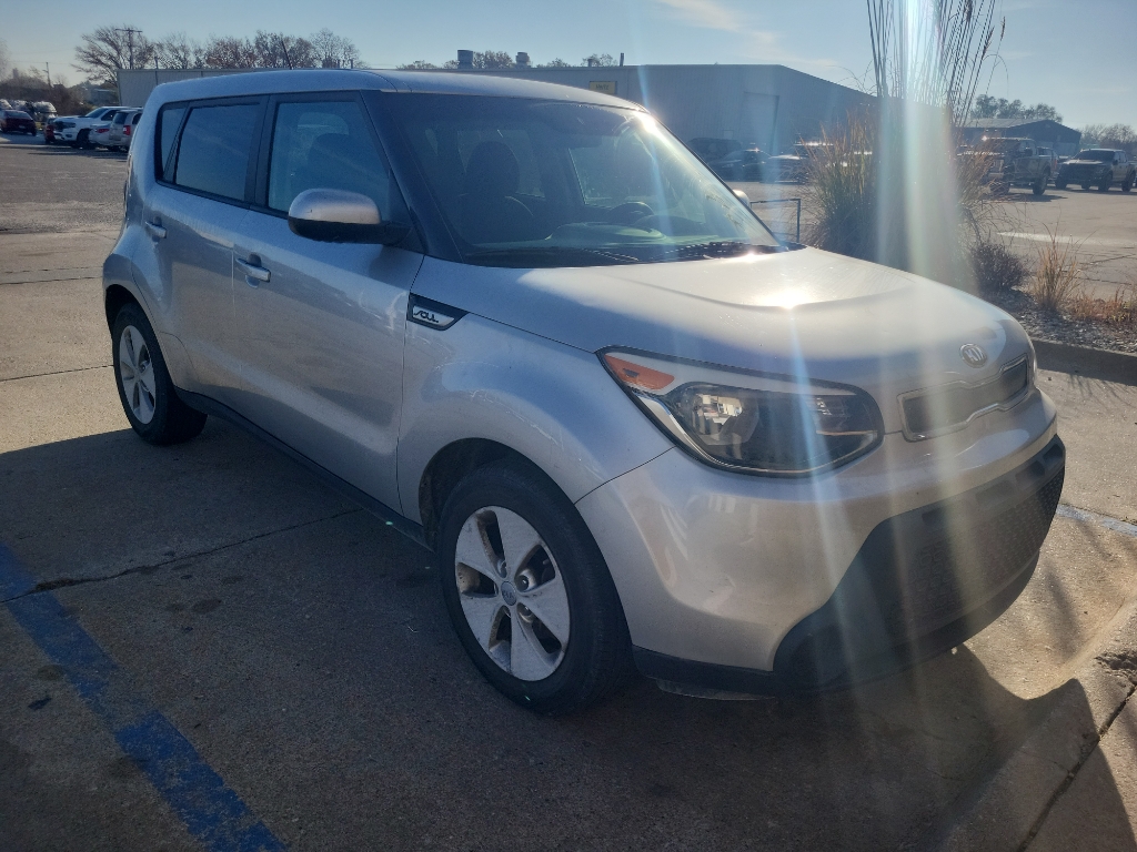 2016 Kia Soul Base photo 2