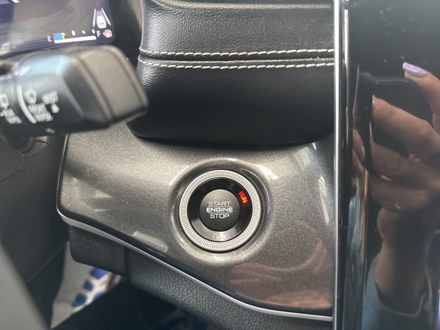 2023 Jeep Grand Cherokee Altitude photo 24