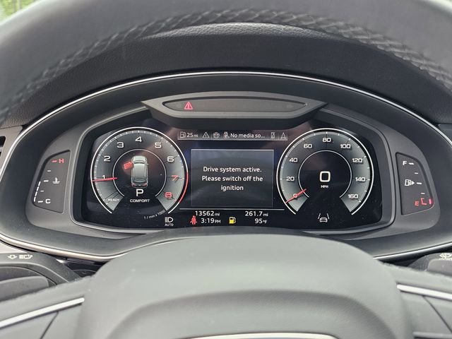 2024 Audi Q7 45 Premium Plus photo 10