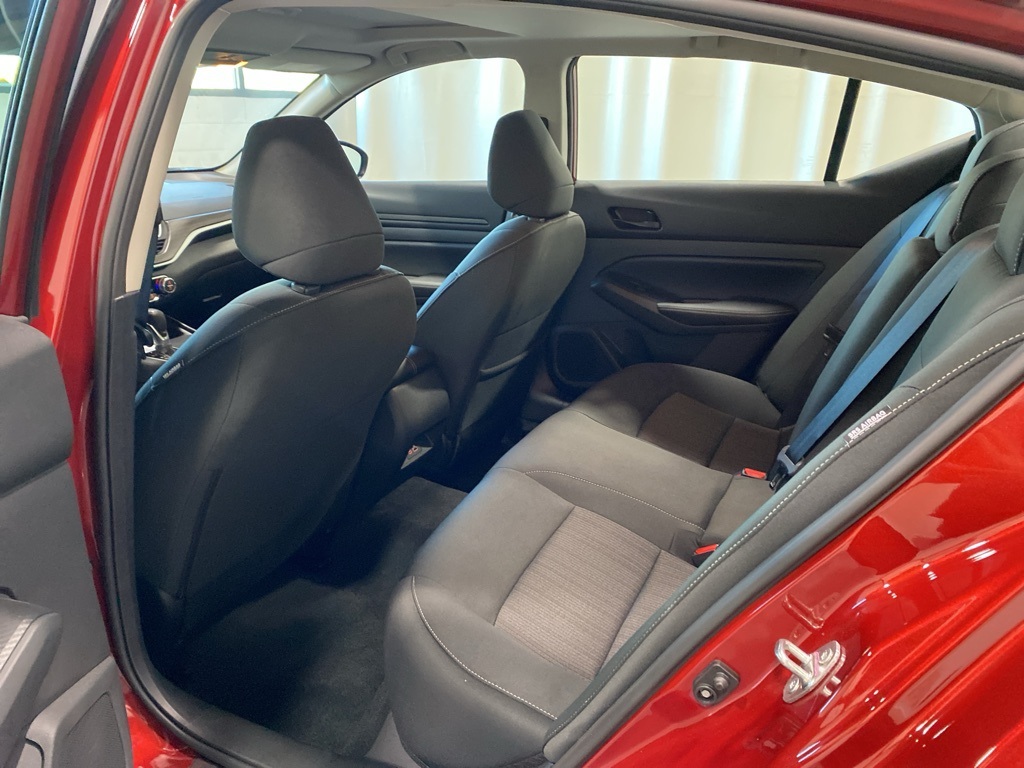 2025 Nissan Altima 2.5 SV photo 15