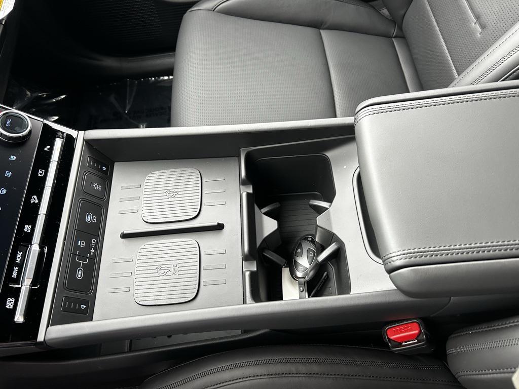 2025 Hyundai Santa Fe Calligraphy photo 18