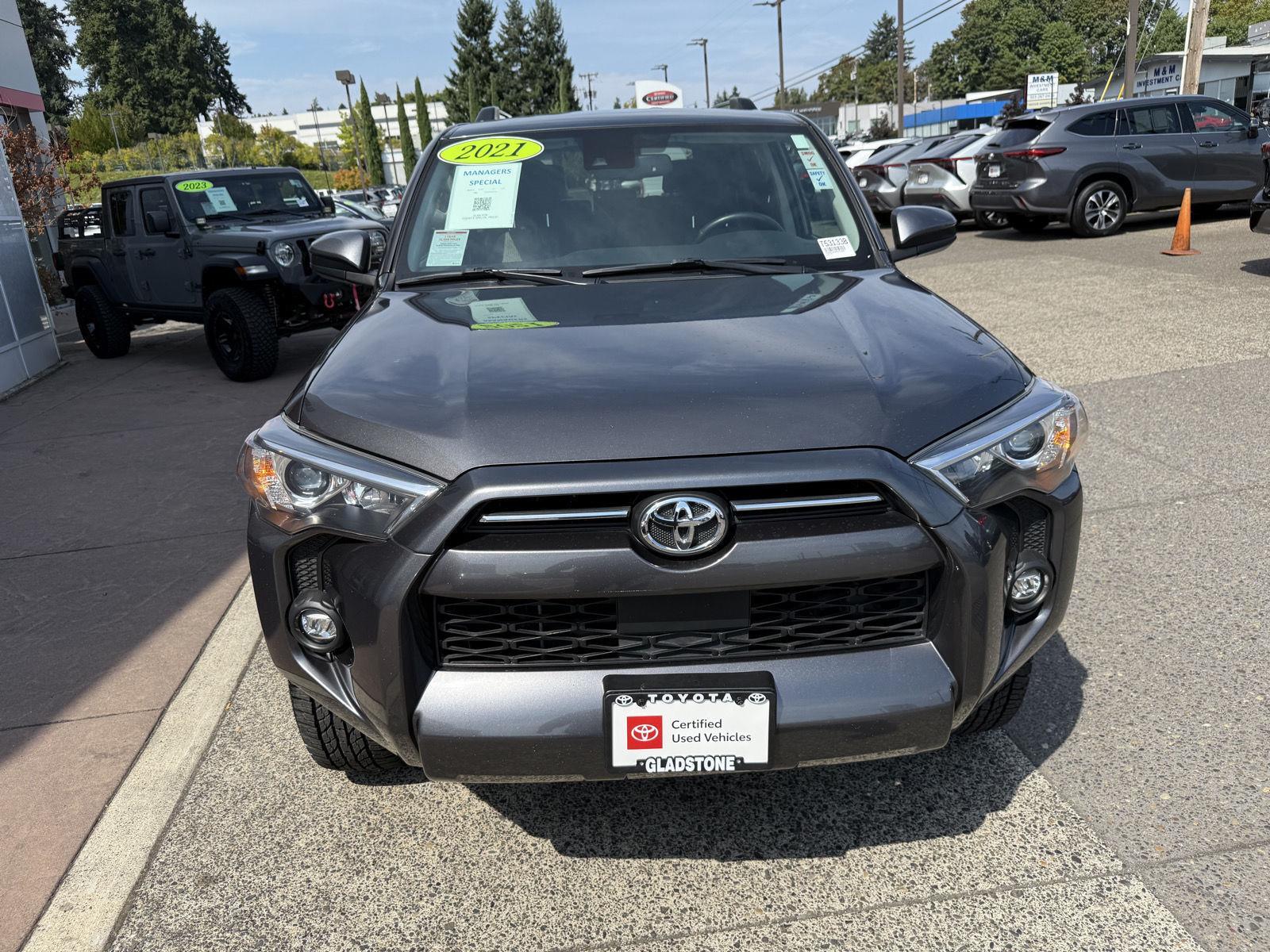 2021 Toyota 4Runner SR5 photo 9