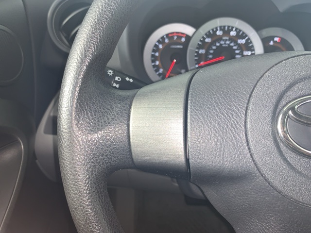 2011 Toyota RAV4 Base photo 13