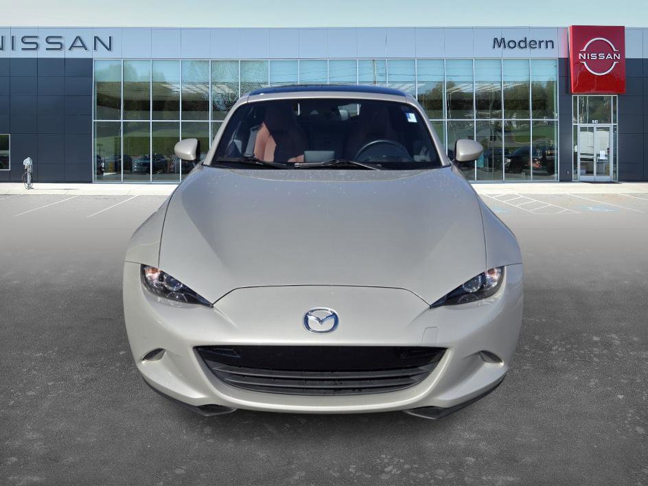 2023 Mazda MX-5 Miata Miata RF Grand Touring photo 2