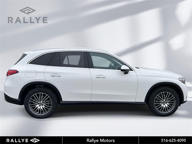 2026 Mercedes Benz GLC 300 4MATIC photo 3