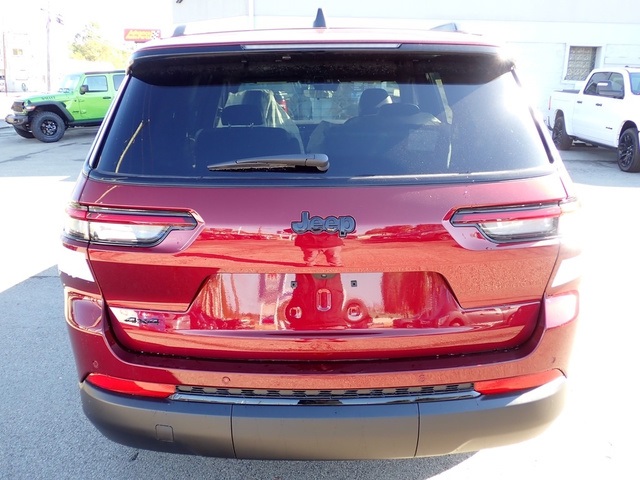 2025 Jeep Grand Cherokee Altitude X photo 3