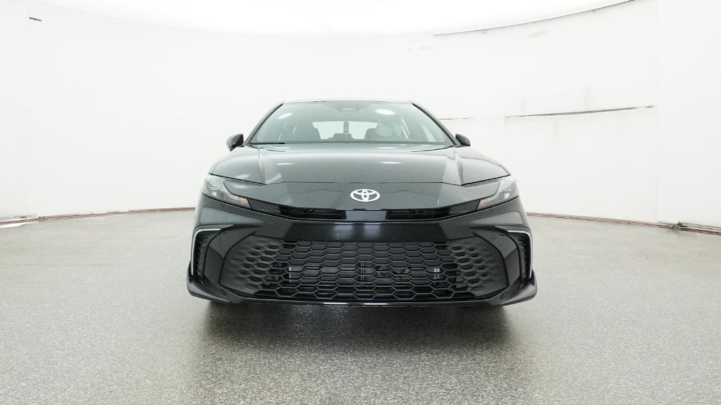 2025 Toyota Camry SE photo 2
