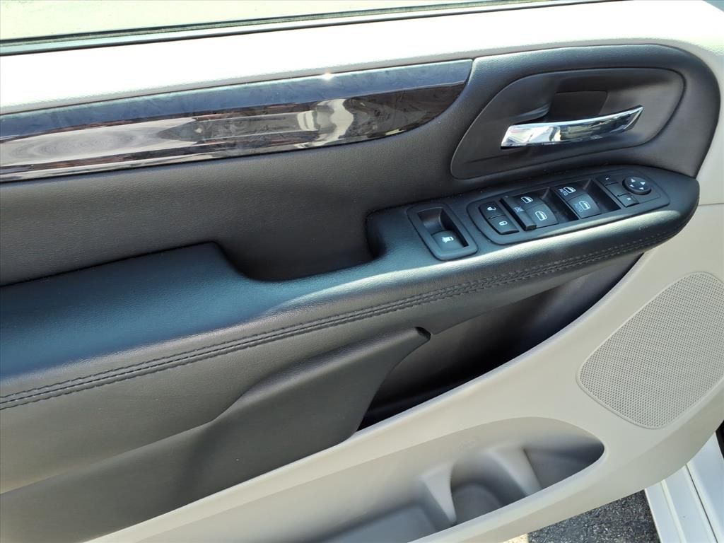 2019 Dodge Grand Caravan SE photo 11
