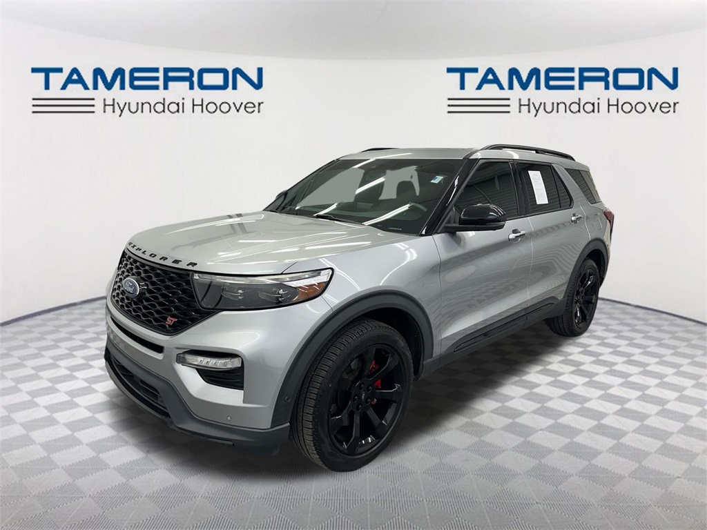 2021 Ford Explorer ST's photo