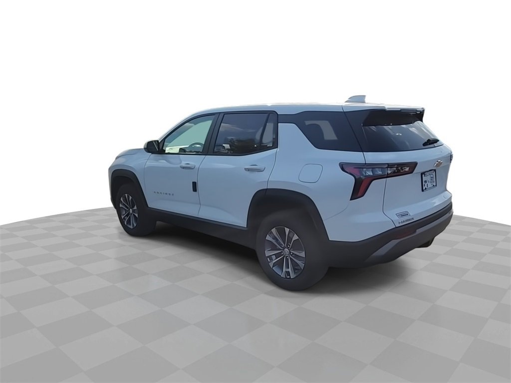2026 Chevrolet Equinox LT photo 8