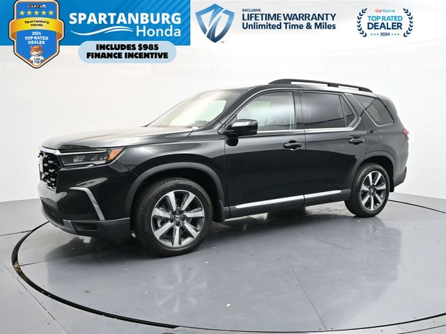2025 Honda Pilot Touring's photo
