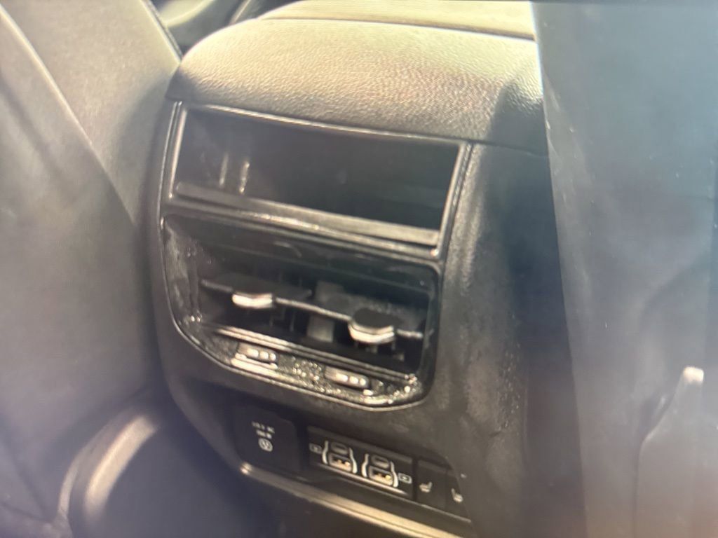 2023 Jeep Grand Cherokee Limited photo 9