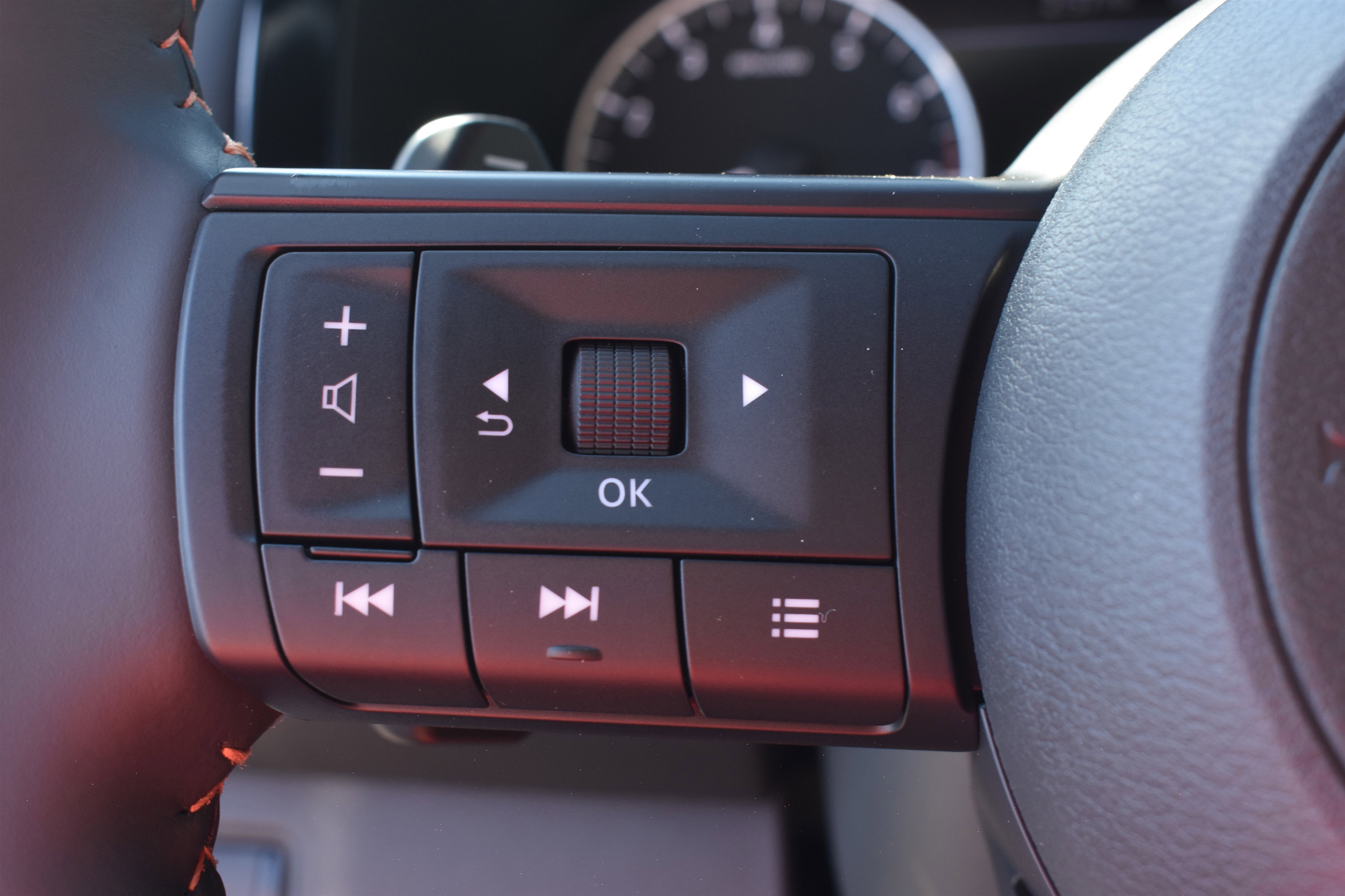 2025 Nissan Pathfinder Rock Creek photo 11