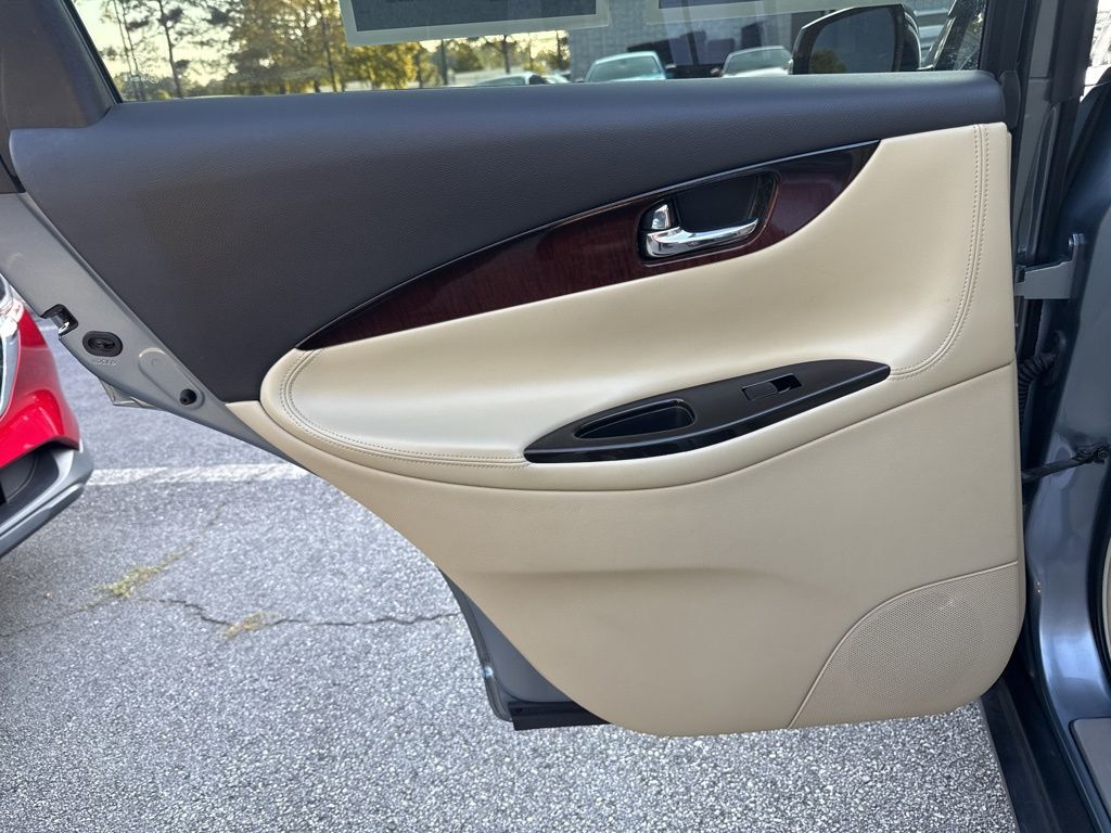 2017 Infiniti QX50 Base photo 26