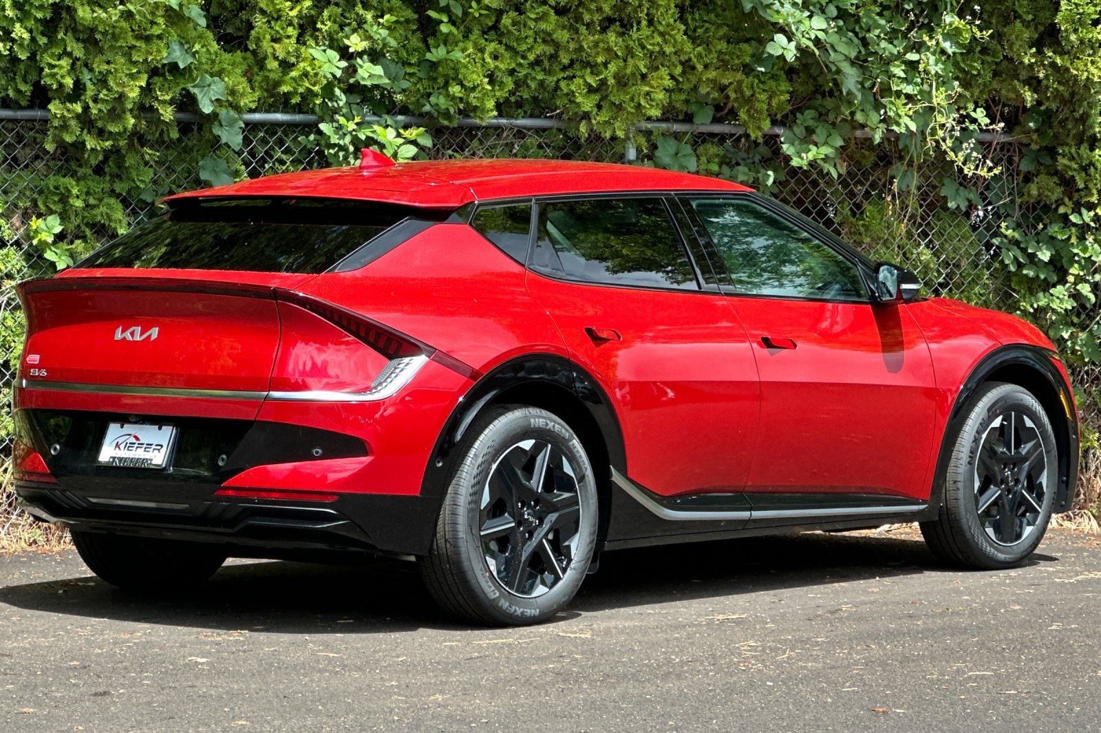 2025 Kia EV6 Light Wind photo 3