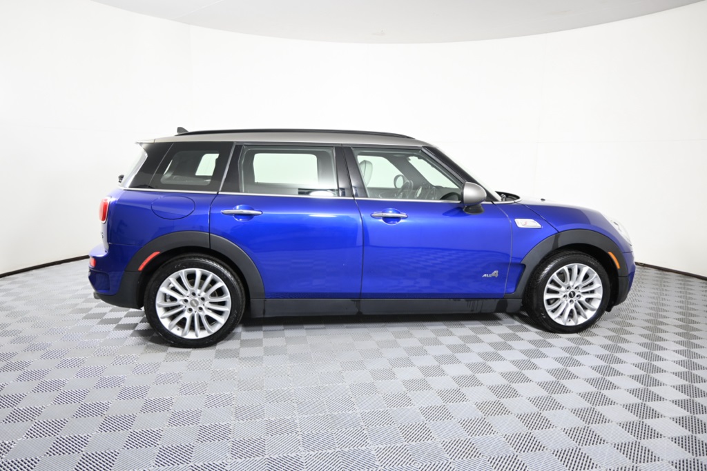 2019 Mini Cooper Base S ALL4 photo 7