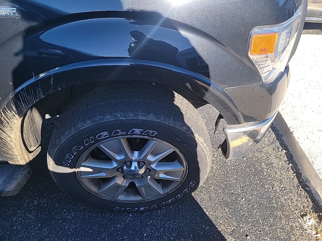 2013 Ford F-150 Lariat photo 3