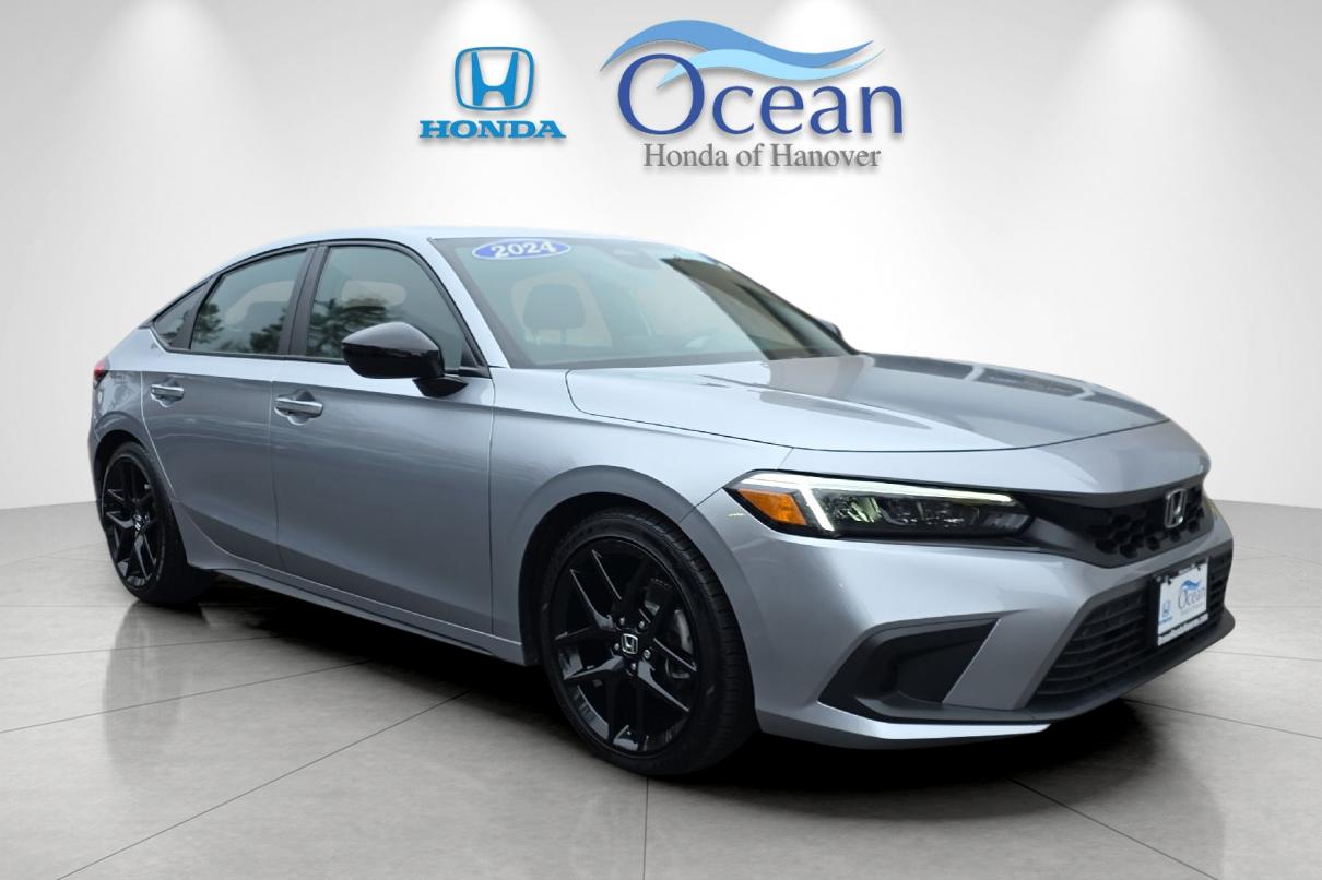 2024 Honda Civic Hatchback Sport's photo