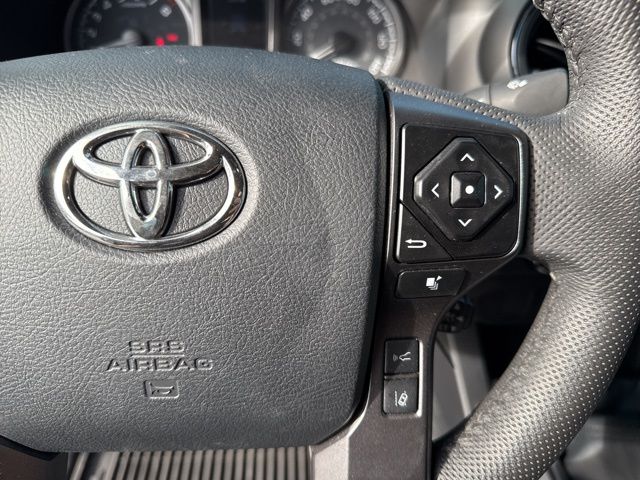 2023 Toyota Tacoma TRD Off-Road V6 photo 21