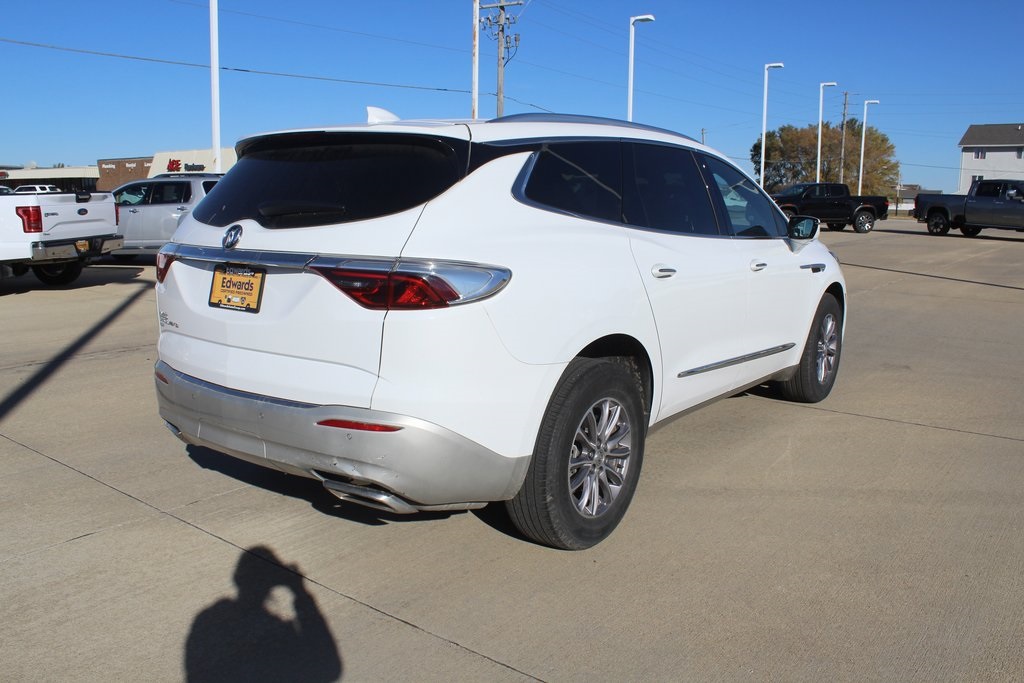 2024 Buick Enclave Premium photo 3