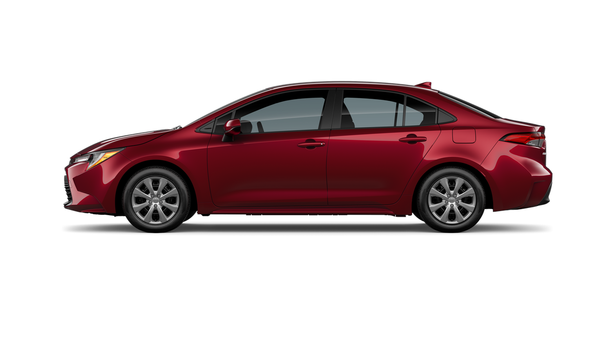 2026 Toyota Corolla LE photo 4