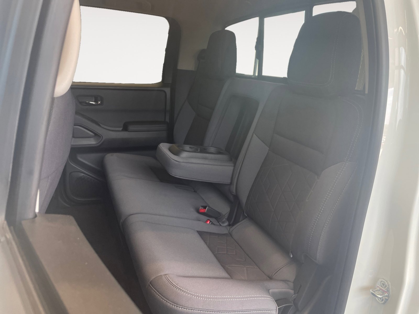 2025 Nissan Frontier SV photo 20