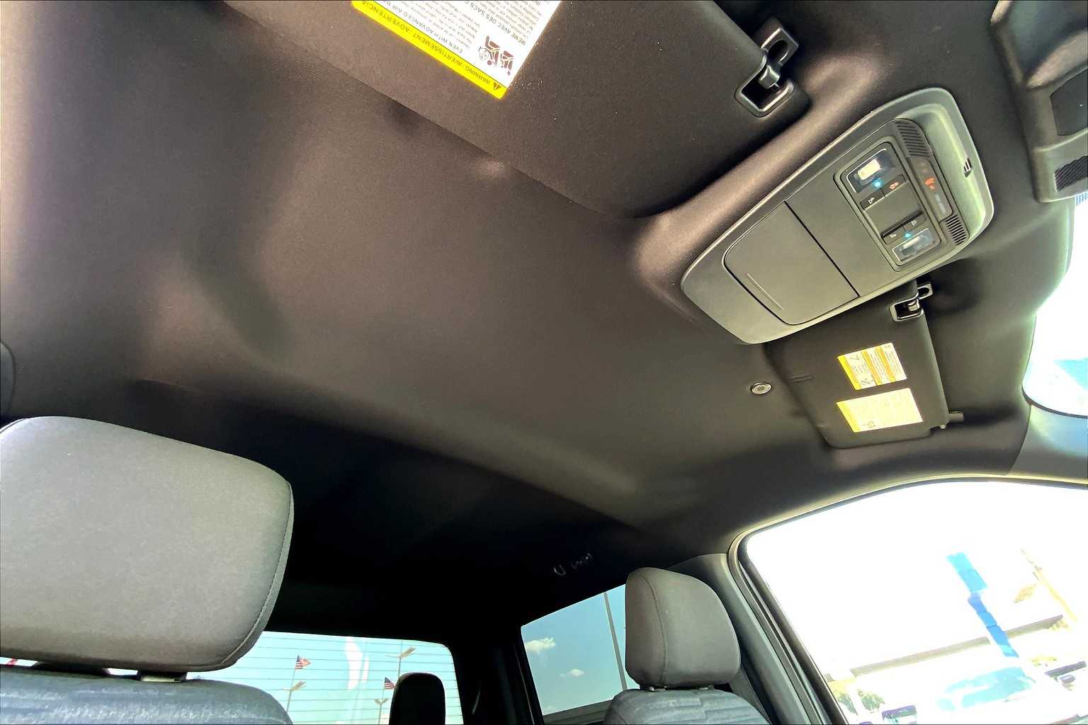 2022 Ford F-150 XL photo 13