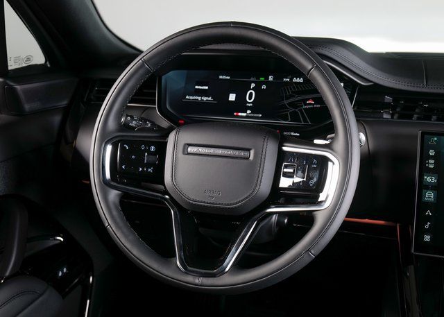 2025 Land Rover Range Rover Sport SE photo 13