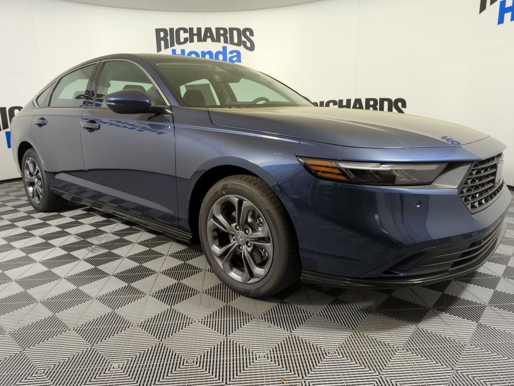 2025 Honda Accord Hybrid EX-L photo 6