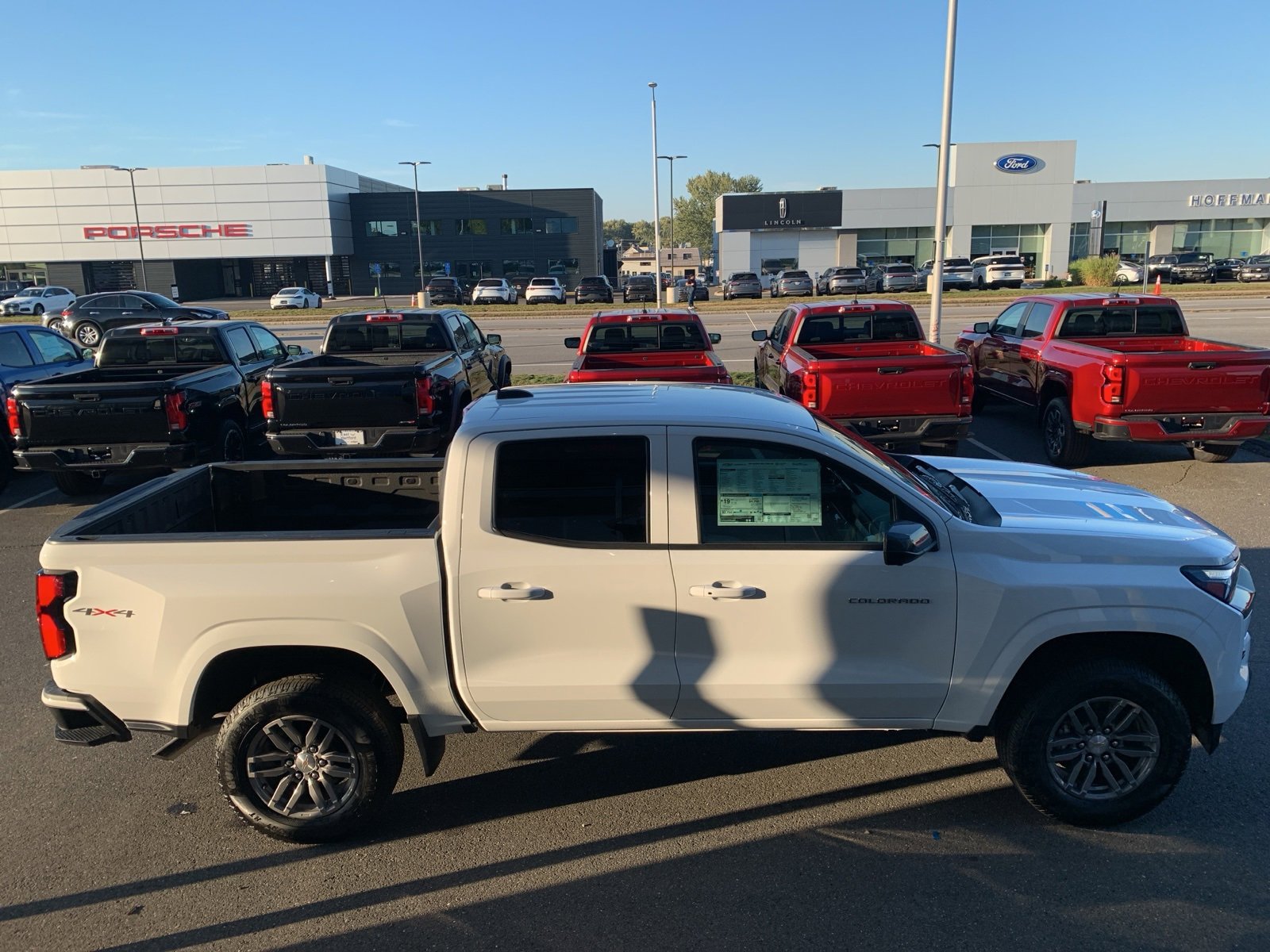 2025 Chevrolet Colorado Work Truck LT photo 2