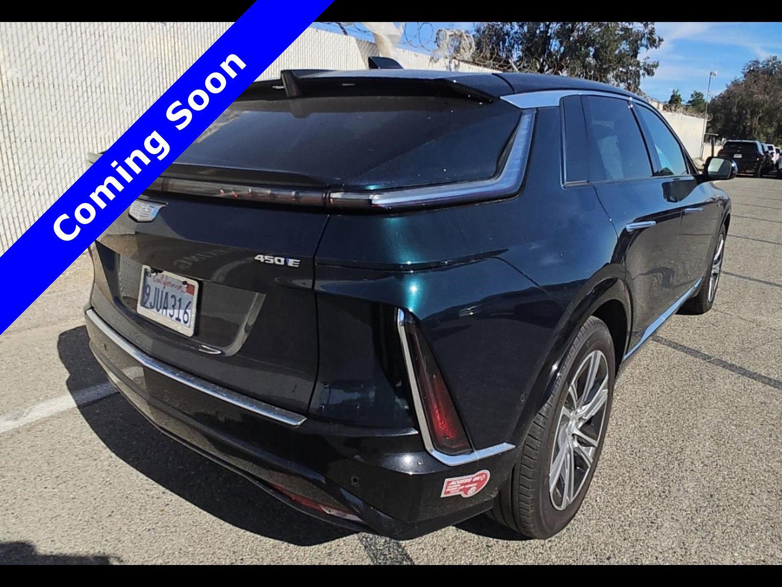 Used 2024 Cadillac LYRIQ Luxury 1 with VIN 1GYKPPRK2RZ106633 for sale in Culver City, CA