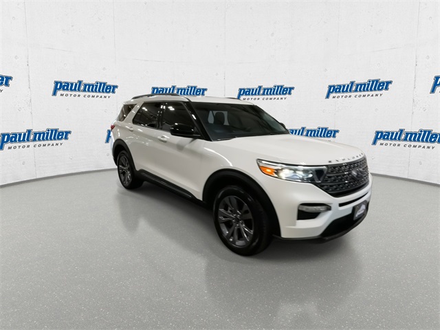 2023 Ford Explorer XLT photo 2