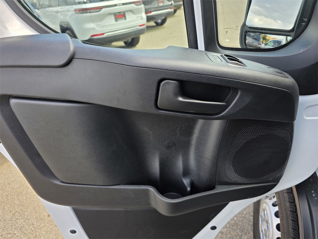 2026 Ram ProMaster 1500 photo 8