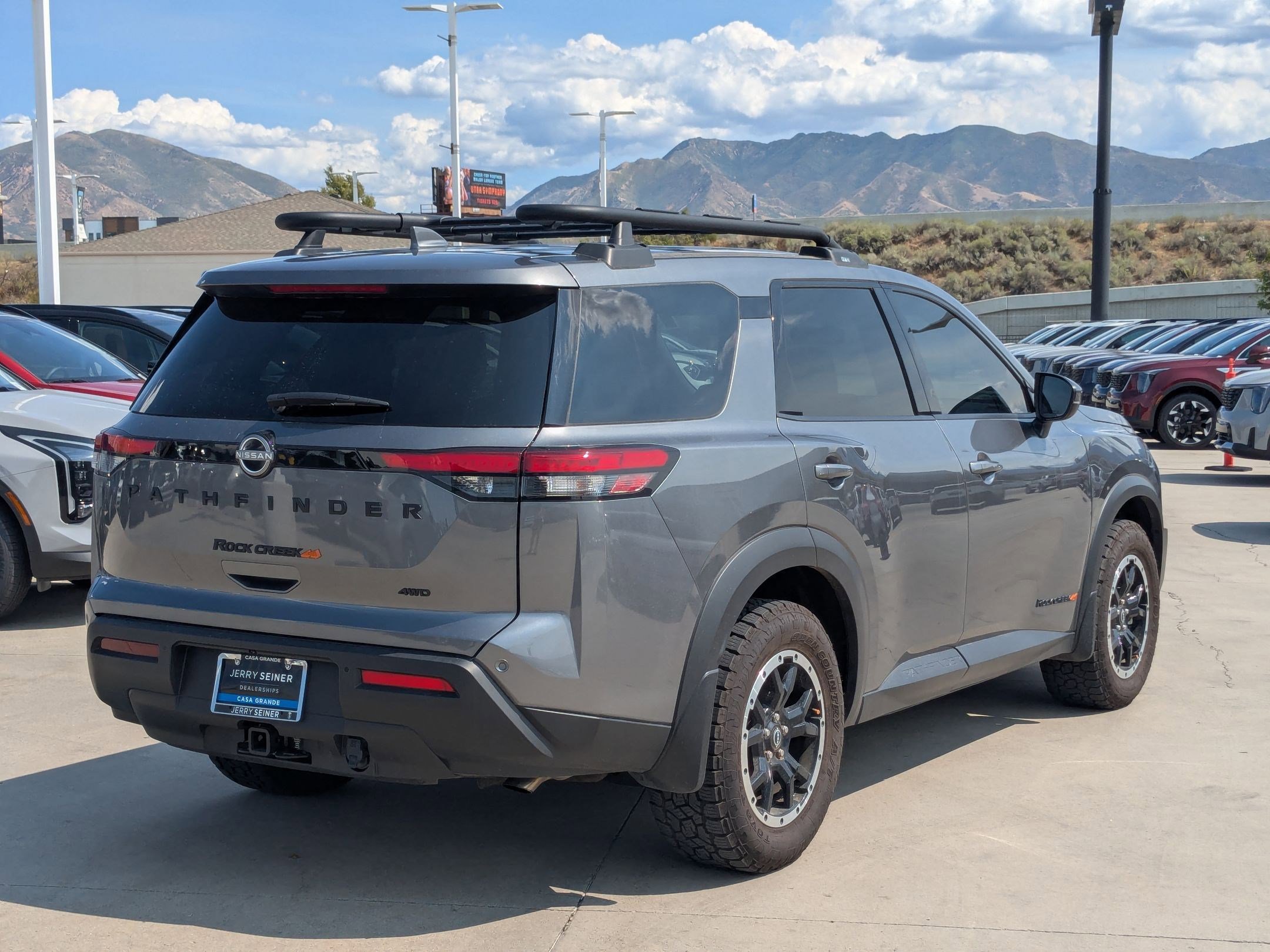 2024 Nissan Pathfinder Rock Creek photo 5