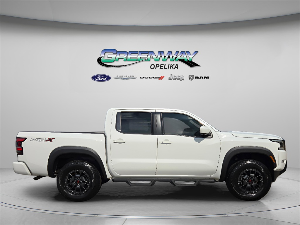 2023 Nissan Frontier PRO-X photo 5