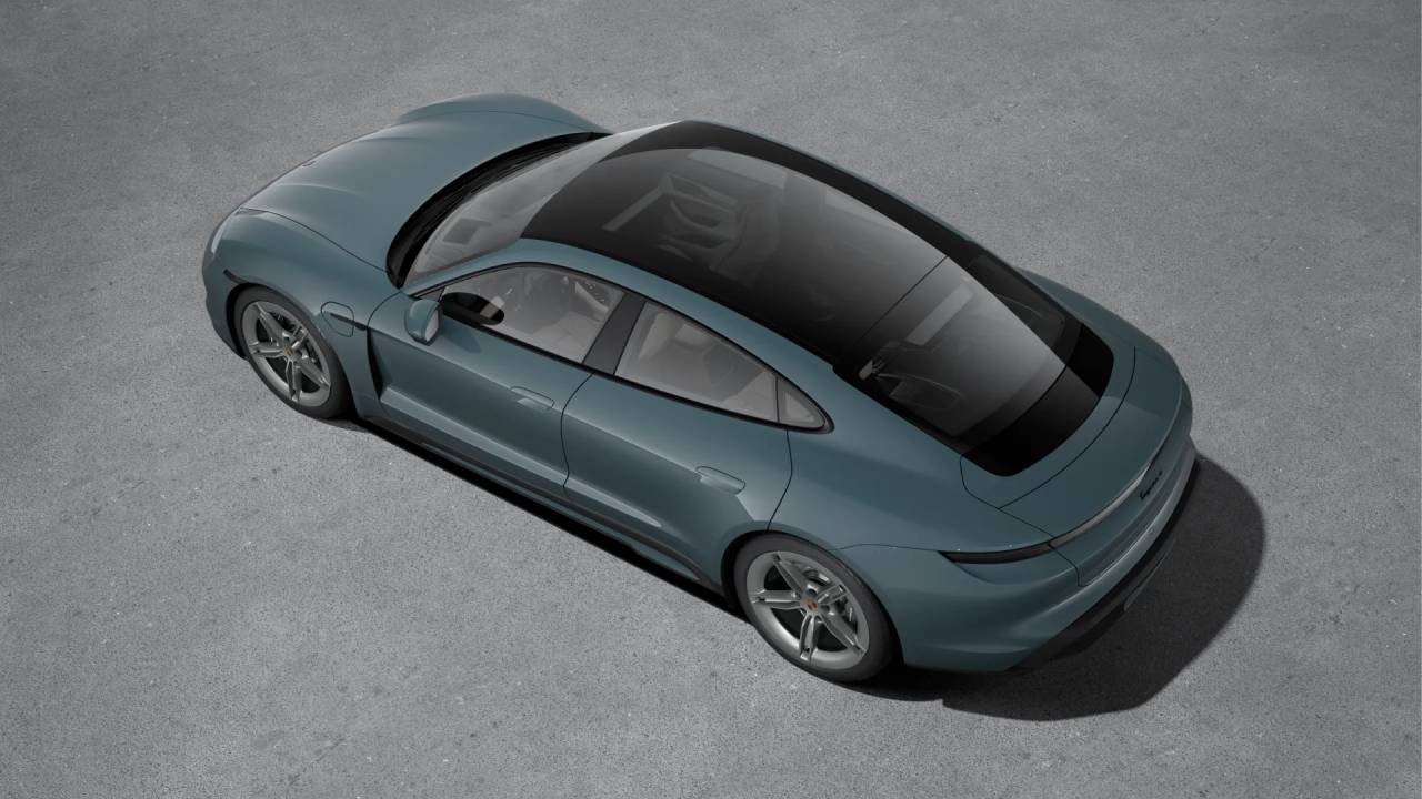2025 Porsche Taycan S photo 4