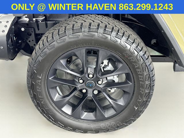 2025 Jeep Wrangler Sahara Backcountry 4xe photo 28