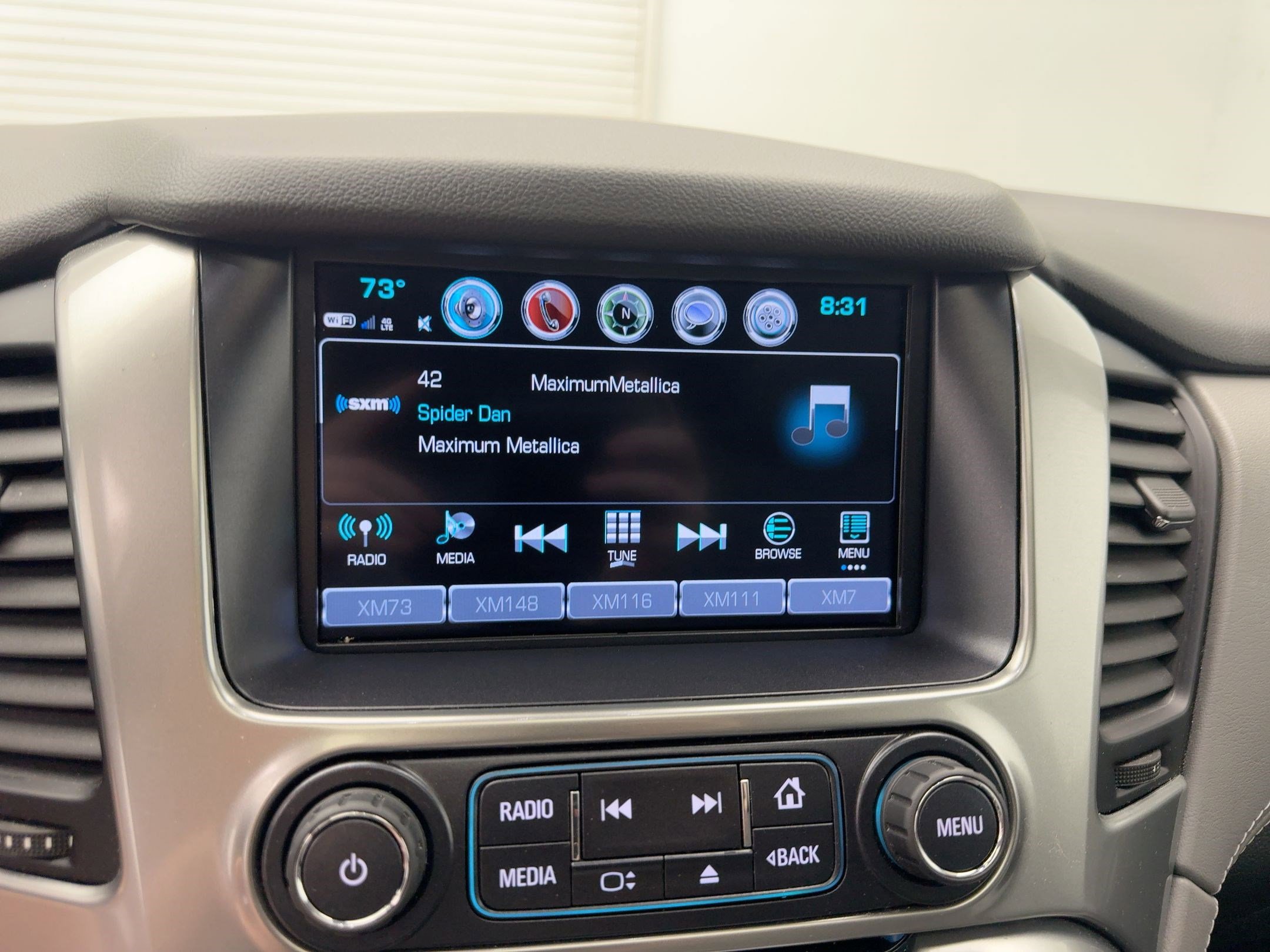 2020 Chevrolet Suburban LT photo 18