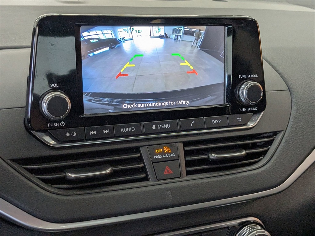 2022 Nissan Altima 2.5 S photo 22