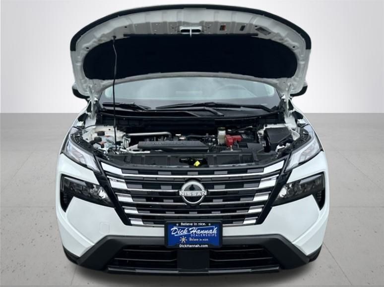 2025 Nissan Rogue S photo 4