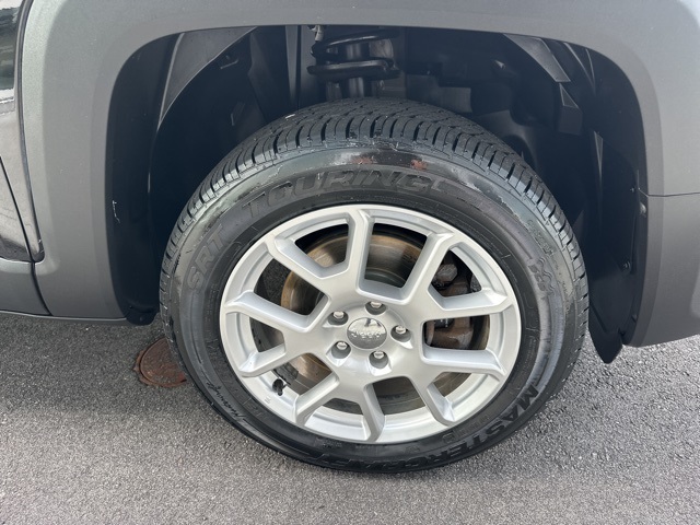 2021 Jeep Renegade Latitude photo 31