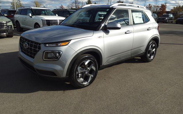 2026 Hyundai Venue SEL photo 2