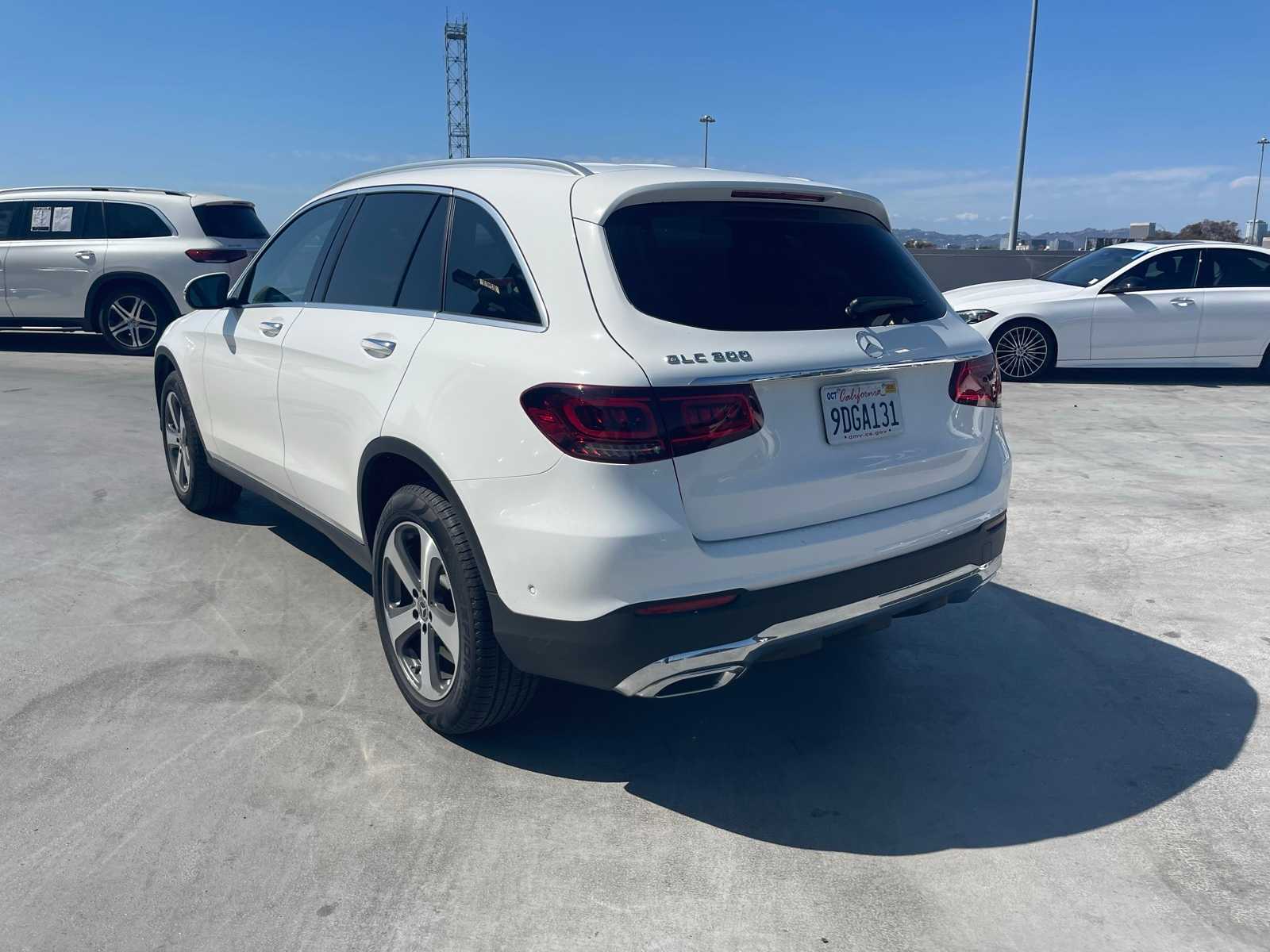 2022 Mercedes Benz GLC 300 photo 4